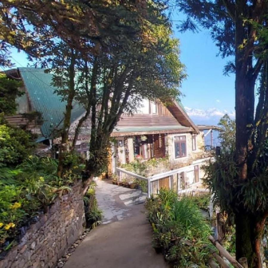 The English Cottage Darjeeling Дарджилінг Екстер'єр фото
